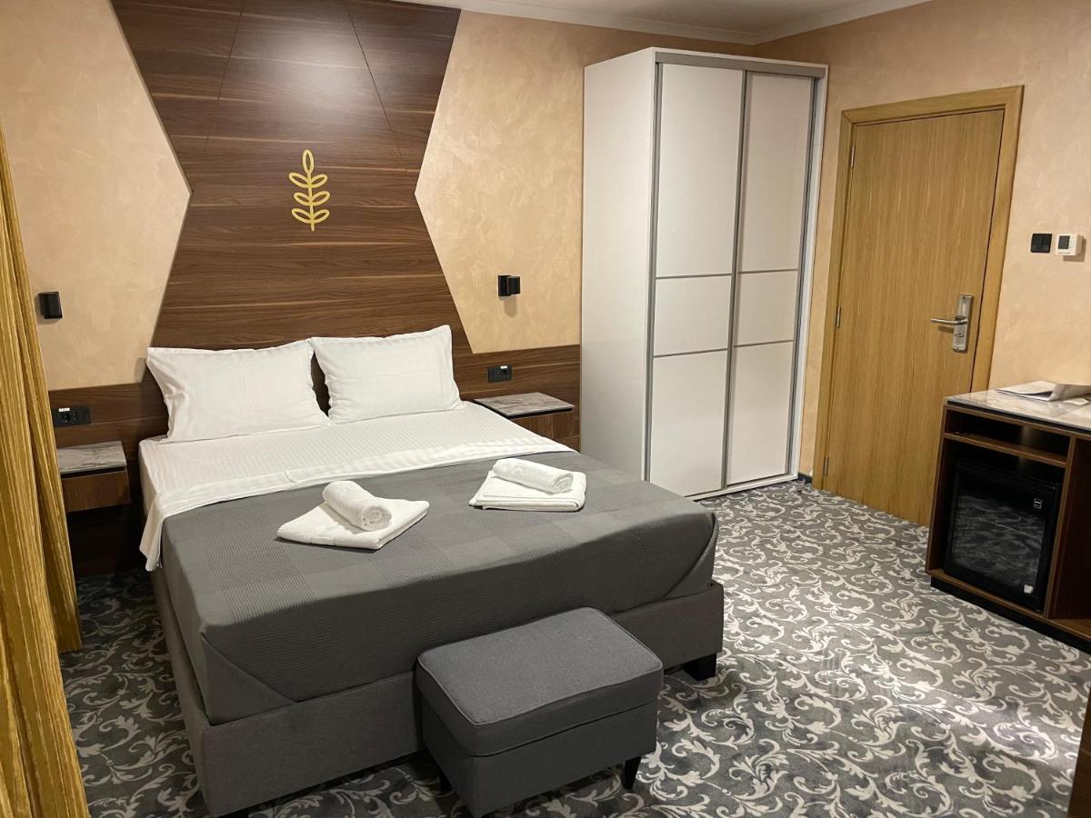 Grand Hotel&Restaurant Backa Palanka Luaran gambar