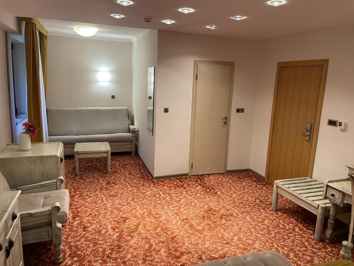Grand Hotel&Restaurant Backa Palanka Luaran gambar