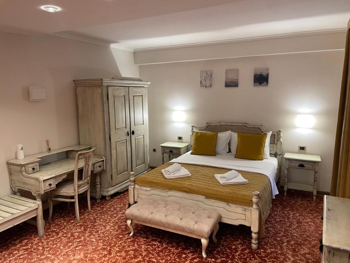 Grand Hotel&Restaurant Backa Palanka Luaran gambar